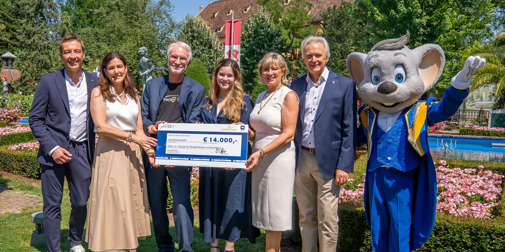 Europa-Park & LEONARDO: 14.000 Euro für Straßenkinder