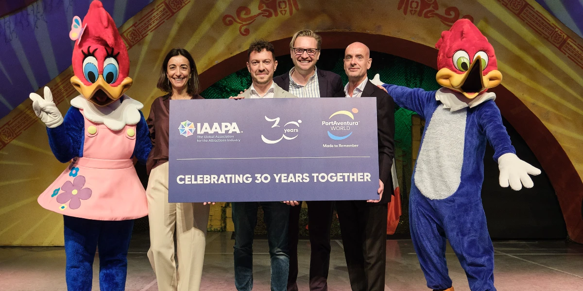 PortAventura World markiert 30-jähriges IAAPA-Jubiläum